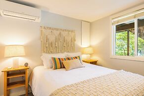 Mid-century Beach Cabin by Avantstay Walk to Beach