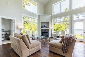 Langley by the Sea by Avantstay Panoramic Vistas