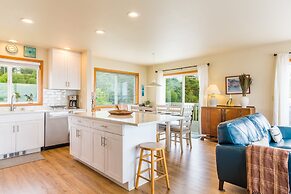 Beach Lookout Retreat by Avantstay Rooftop Views