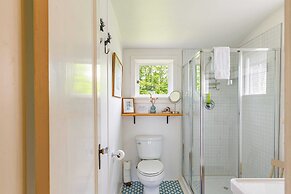 Sunlight Beach Getaway by Avantstay Views