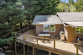 Eagles Watch by Avantstay Large Deck w/ Views