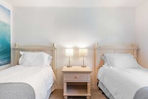 Eagles Watch by Avantstay Large Deck w/ Views