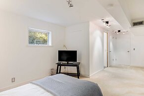 Eagles Watch by Avantstay Large Deck w/ Views