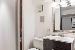 Eagles Watch by Avantstay Large Deck w/ Views