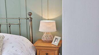 Host Stay Waterleap Cottage