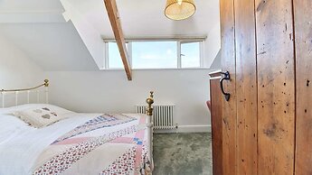 Host Stay Waterleap Cottage