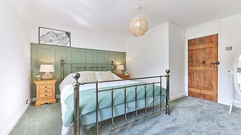 Host Stay Waterleap Cottage