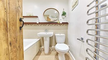 Host Stay Waterleap Cottage