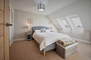 Host Stay Sunflower Cottage