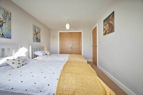 Host Stay Sunflower Cottage