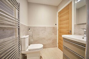 Host Stay Sunflower Cottage