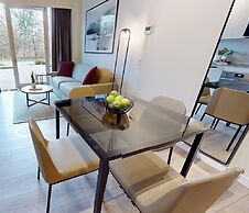 Steveston Waterfront Hotel