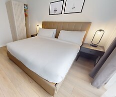 Steveston Waterfront Hotel