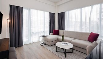 Steveston Waterfront Hotel