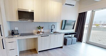 Steveston Waterfront Hotel