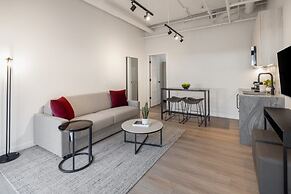 Steveston Waterfront Hotel