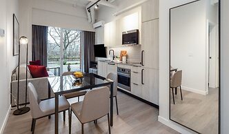 Steveston Waterfront Hotel