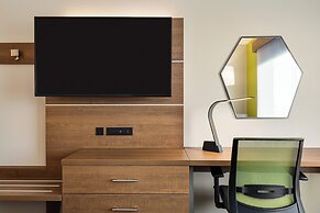 Holiday Inn Express & Suites Hayward - Castro Valley by IHG