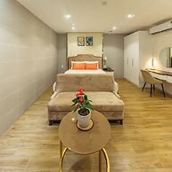 Simmi 6 Hotel & Apartment