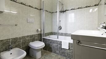 Tognazzi 6 in Milan With 1 Bedrooms and 1 Bathrooms