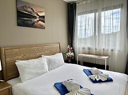 Unixx 5 min to Walking street