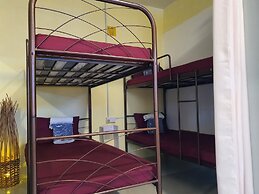 SPOT ON 90856 Arriva Travellers