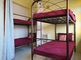 SPOT ON 90856 Arriva Travellers