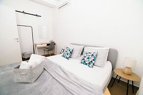 The Rooftop Apartment with Sea view