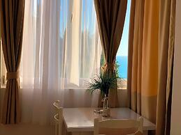 The Rooftop Apartment with Sea view