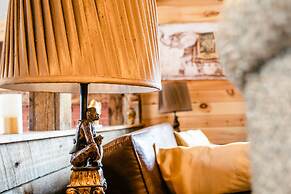 Autumn Leaves, Winter Skis & Board Games: A North