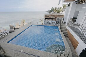 The Marc Vannelli Oslob