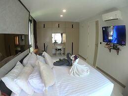 B507 - 1 Bedroom Condo Top Floor Pool View, Ao Nang