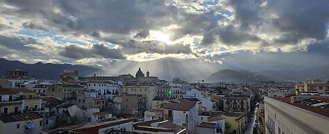 Palermo Historia Rooms and Suites