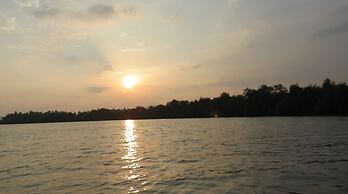 Camp Riveredge Paradise