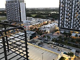 Apartment At Downtown Doral