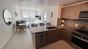 Apartment At Downtown Doral