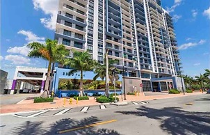 Apartment At Downtown Doral