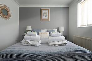 Get Away Home With Hot Tub Sleeps 4