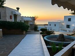 Junior Villa for up to 10 Vacationers Full View