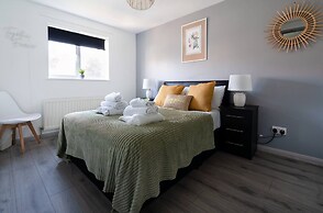 Get Away Home With Hot Tub Sleeps 7