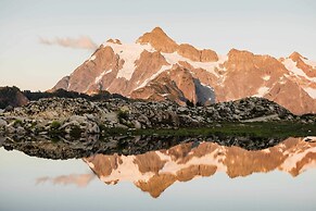 87sl - Starlink - Sauna - Pets Ok - Sleeps 8 2 Bedroom Cabin by RedAwn