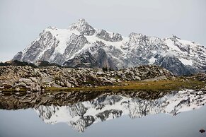 87sl - Starlink - Sauna - Pets Ok - Sleeps 8 2 Bedroom Cabin by RedAwn