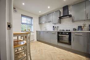 Host Stay Potters Bank