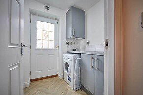 Host Stay Potters Bank