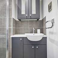 Host Stay Potters Bank