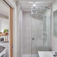 Host Stay Coastal Townhouse