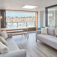 Host Stay Coastal Townhouse