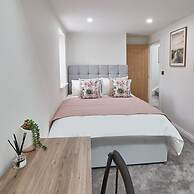 Host Stay Coastal Townhouse