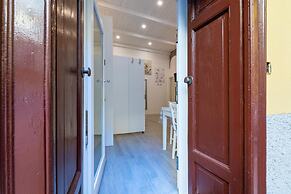 Modern Apartment in Via Carloni by Wonderful Italy