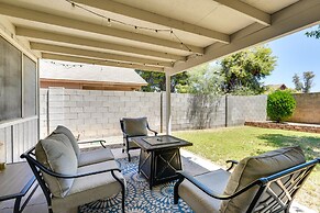Modern Phoenix Home w/ Gas Fire Pit - Dogs Welcome